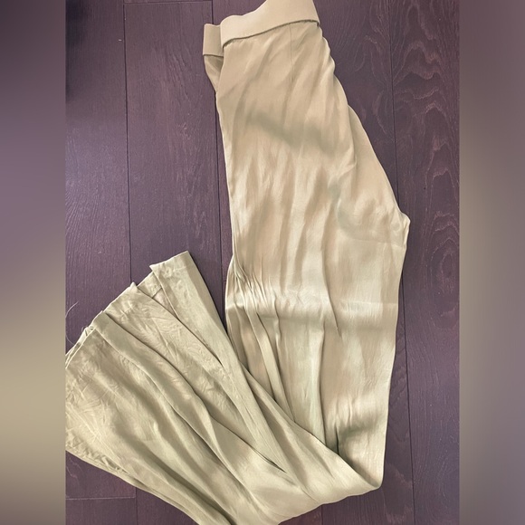 Elegant Green Women's Pants - Picture 8 of 8